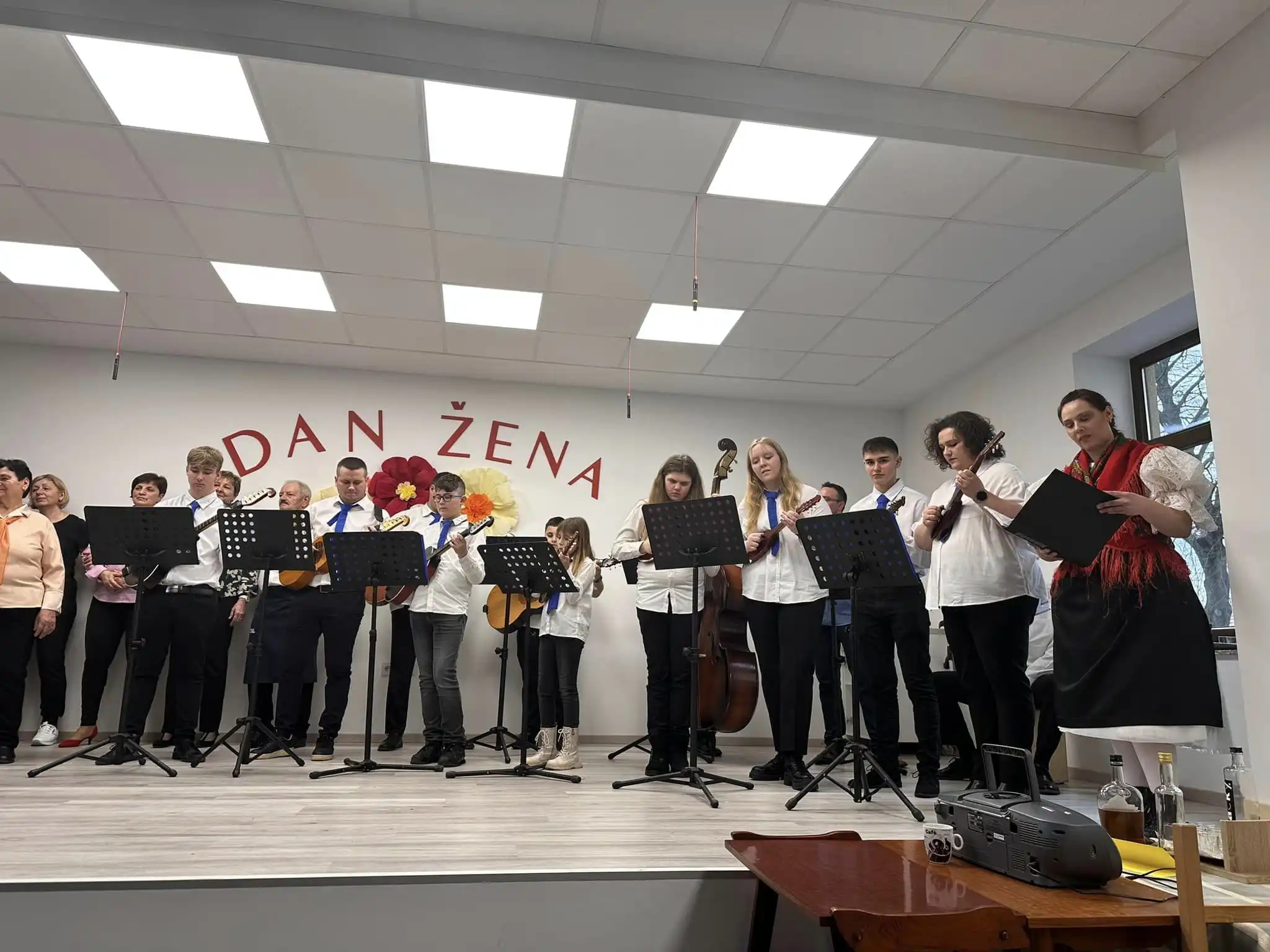 Dan žena Sivica, udruga žena sivica Dan žena Sivica, udruga žena sivica