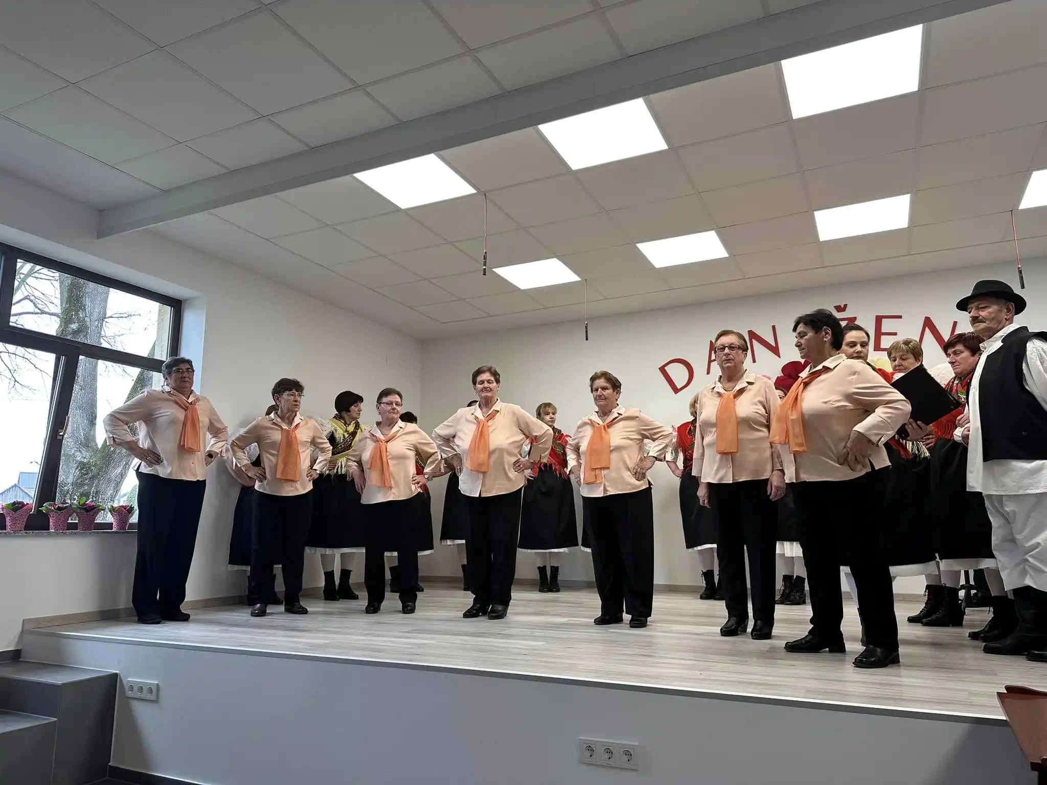 Dan žena Sivica, udruga žena sivica (4) Dan žena Sivica, udruga žena sivica (4)