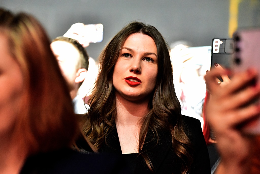 Dan žena uz glazbenu čaroliju Sergej Ćetković rasprodao Arenu Varaždin (31)