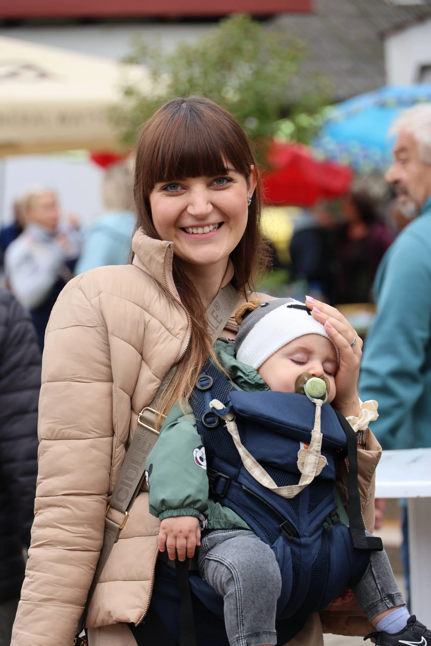 Dani kruha i zahvale u Prelogu (80) mama s bebom Dani kruha i zahvale u Prelogu (80) mama s bebom