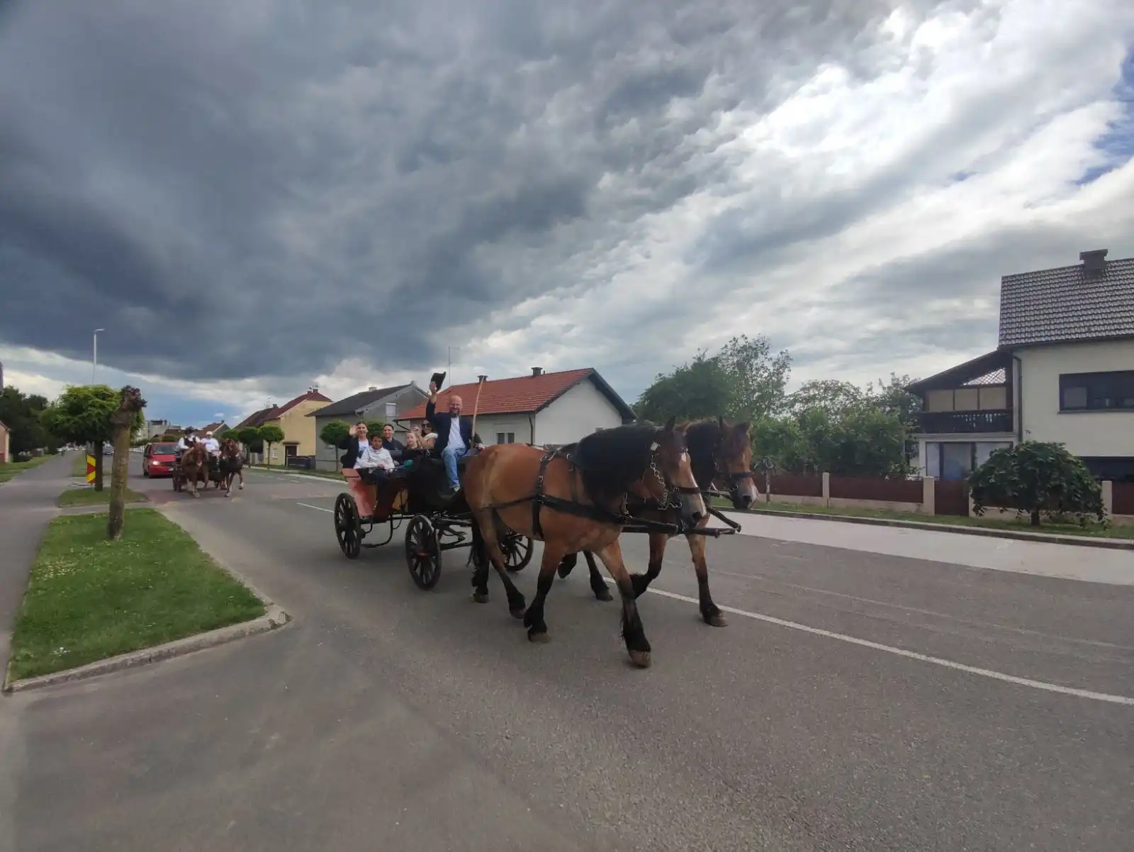 Dani šibe i ribe – kočija međimurski konj (1) Dani šibe i ribe – kočija međimurski konj (1)