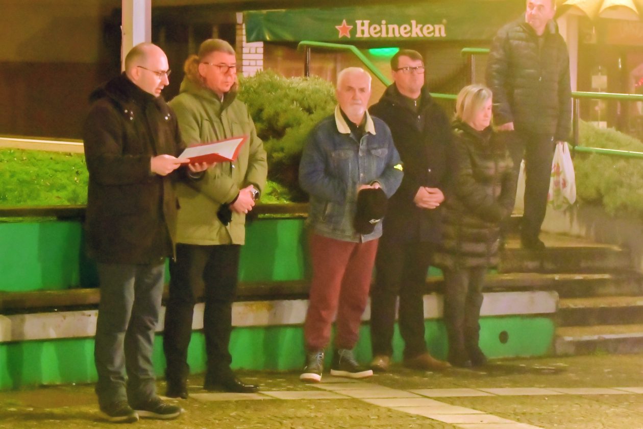 Danijel Mikolaj Paljenje druge adventske svijeće Mursko Središće (4)