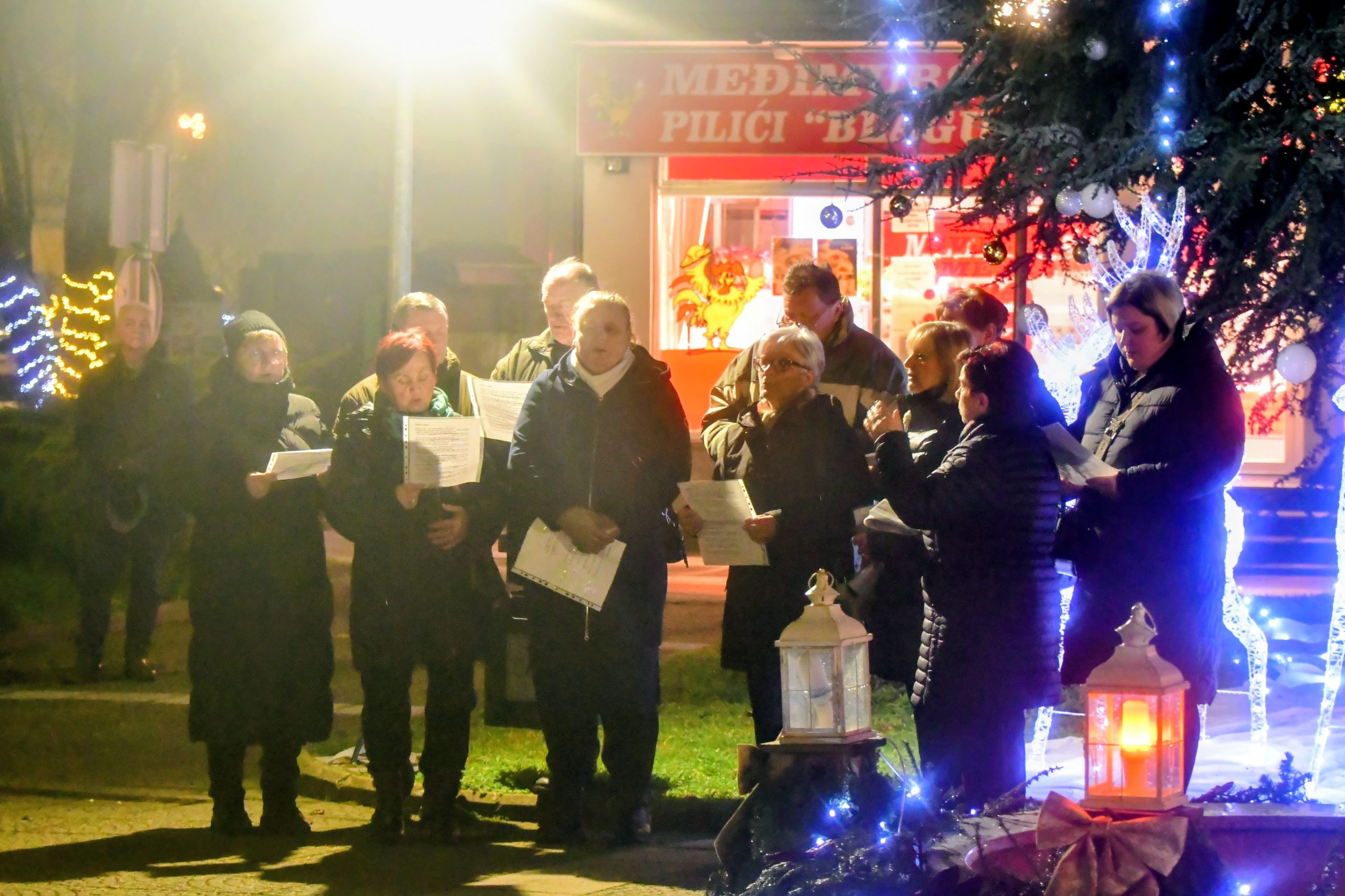 Danijel Mikolaj Paljenje druge adventske svijeće Mursko Središće (5)