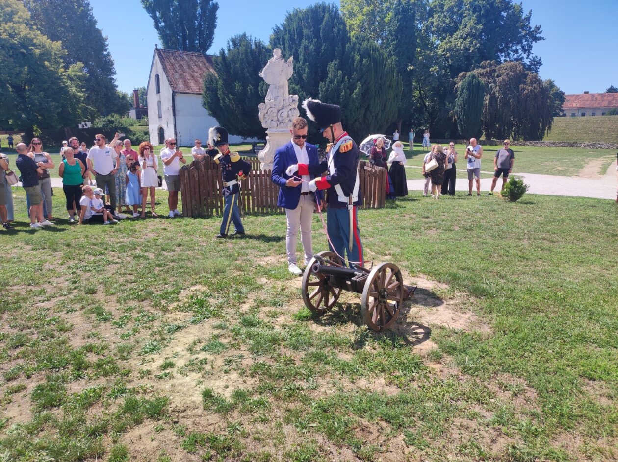 Danijel Oto, Varaždin, pucanj (10) Danijel Oto, Varaždin, pucanj (10)