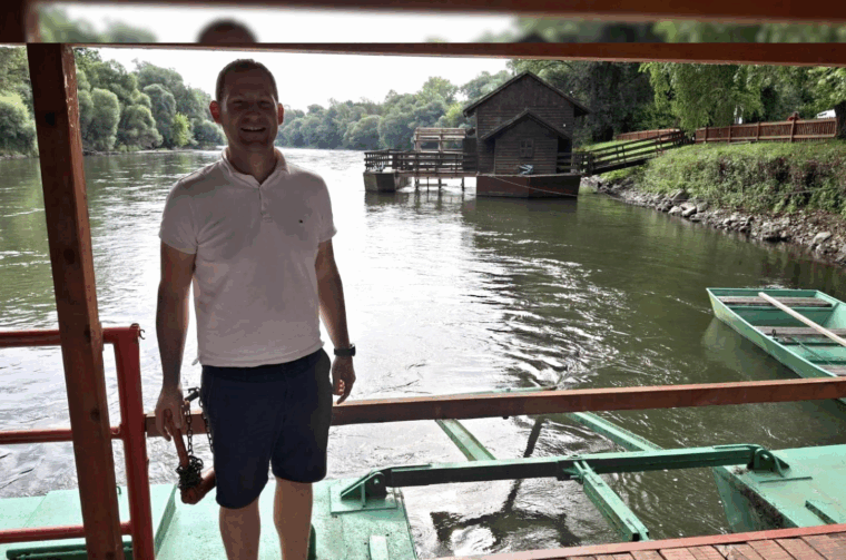 David Novinščak naslovna skelar David Novinščak naslovna skelar