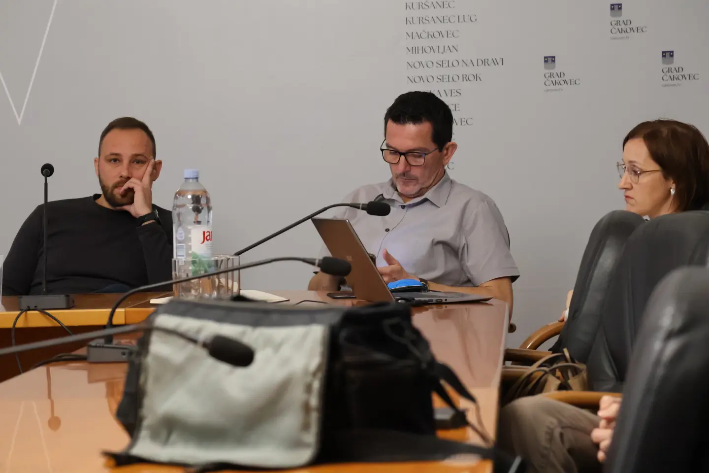 Davor Križaić, Igor Rešetar, pressica, afera mikrofon (13)