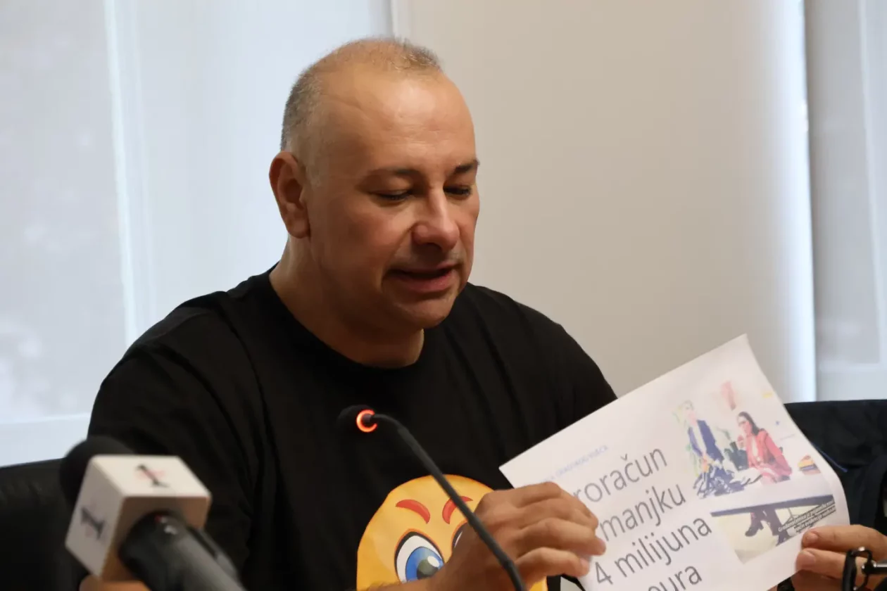 Davor Križaić, Igor Rešetar, pressica, afera mikrofon (16)