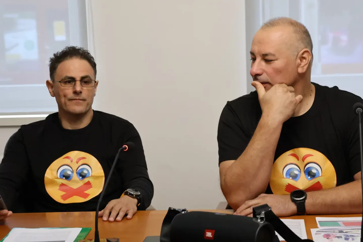 Davor Križaić, Igor Rešetar, pressica, afera mikrofon (7)