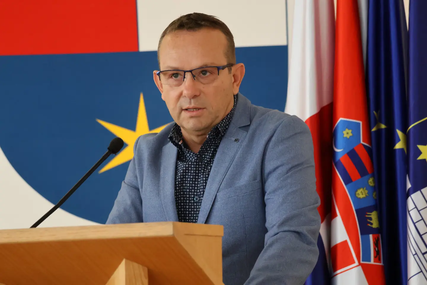 Dejna Drabić govornica