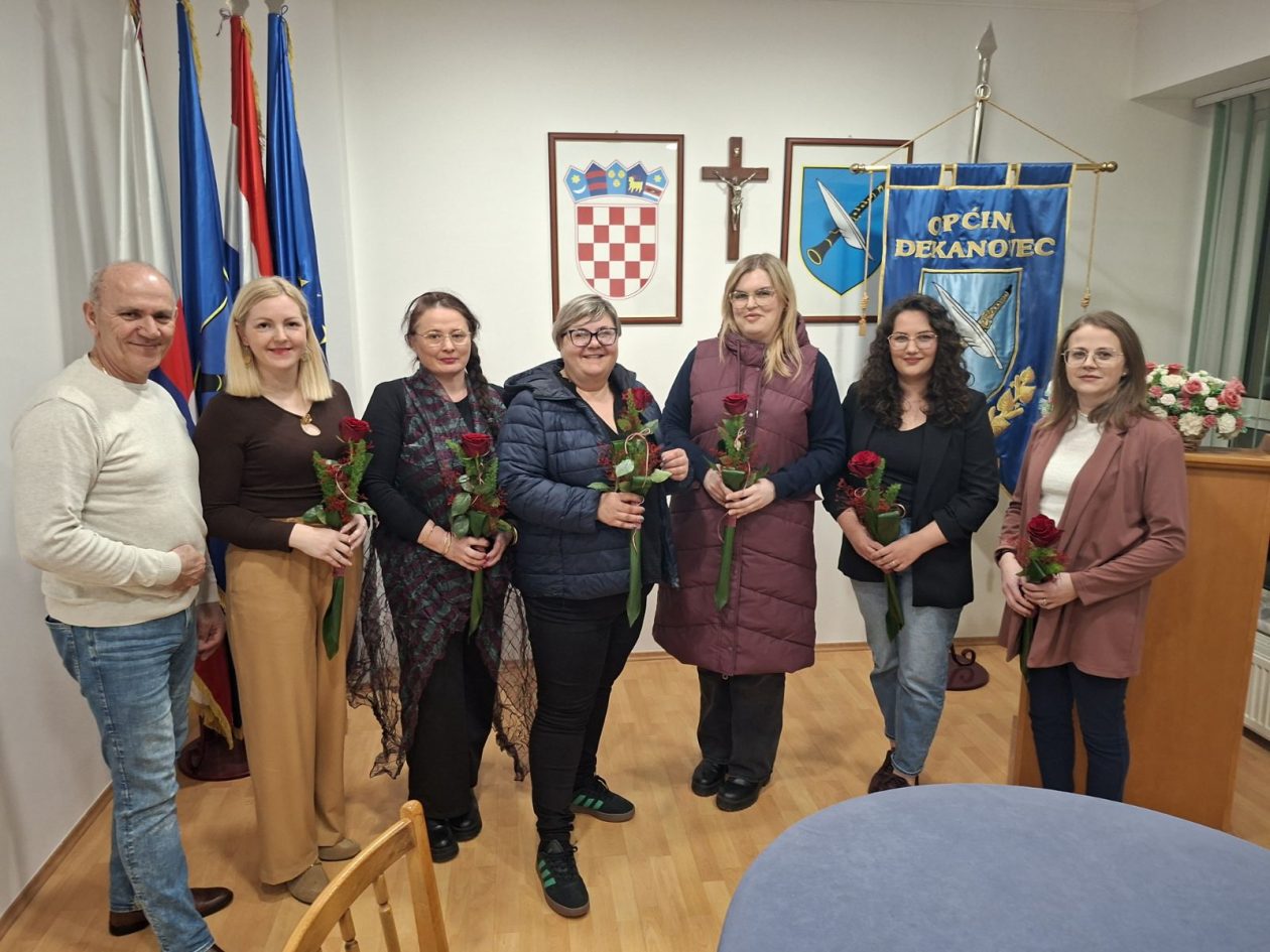 Dekanovec dan žena (1)