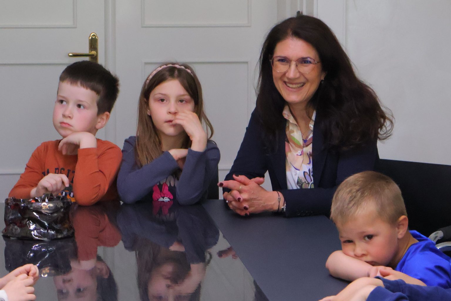 Delfinići u gradskoj upravi (4) Delfinići u gradskoj upravi (4)