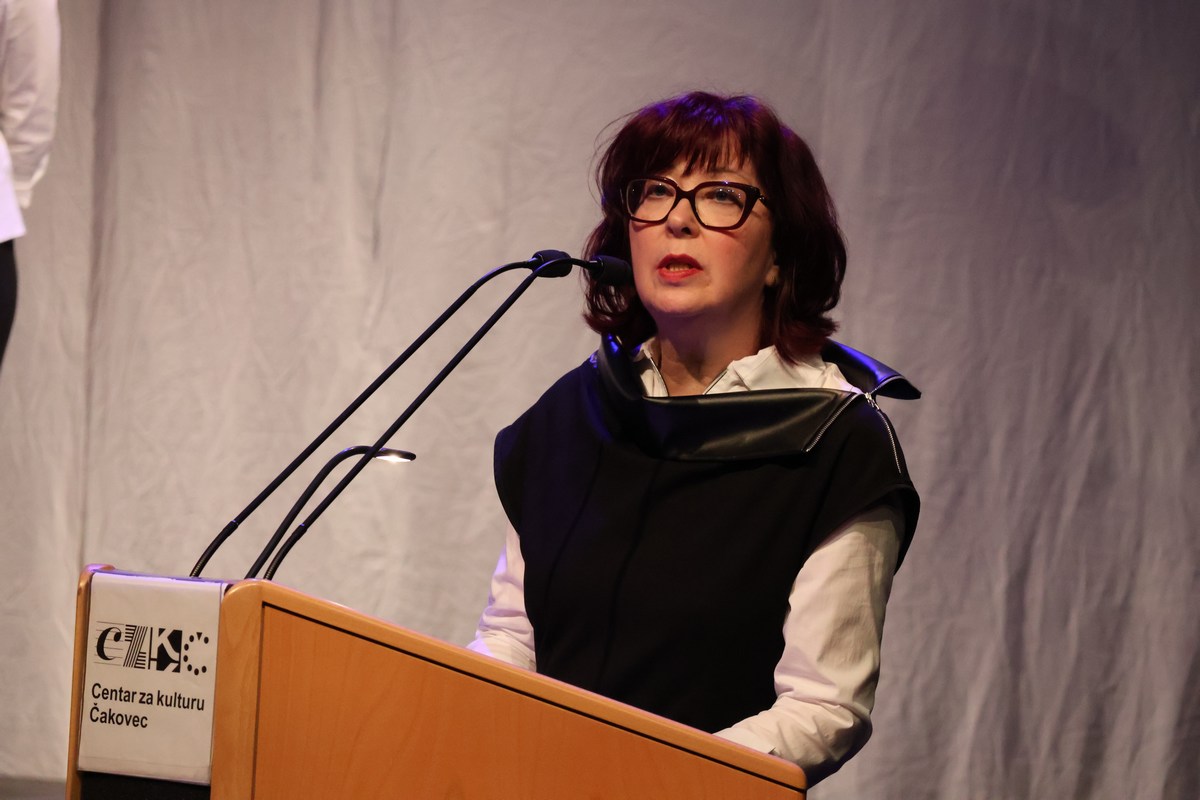 Deseta Smotra pjevačkih zborova osnovnih i srednjih škola MŽ 2025 (10) Deseta Smotra pjevačkih zborova osnovnih i srednjih škola MŽ 2025 (10)