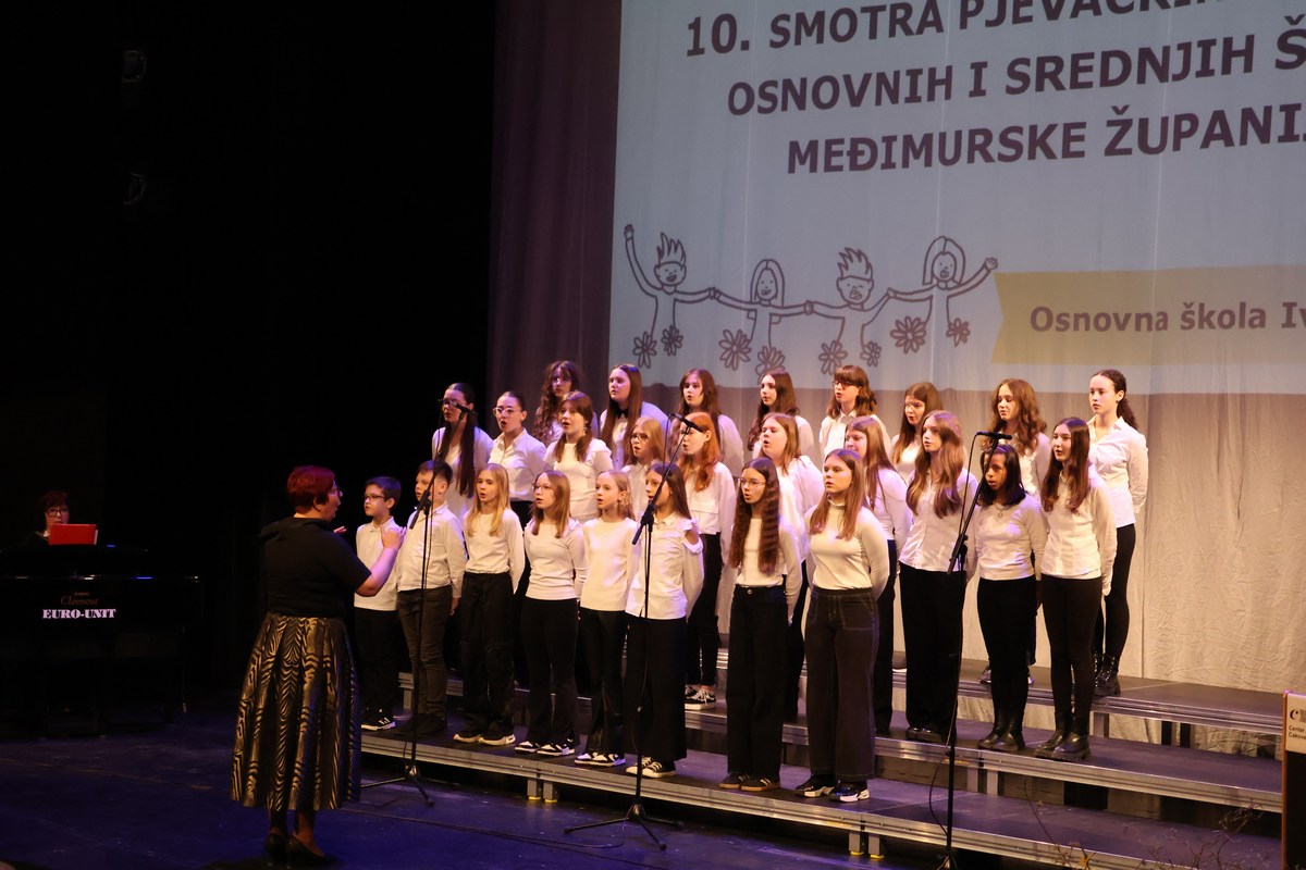 Deseta Smotra pjevačkih zborova osnovnih i srednjih škola MŽ 2025 (18) Deseta Smotra pjevačkih zborova osnovnih i srednjih škola MŽ 2025 (18)