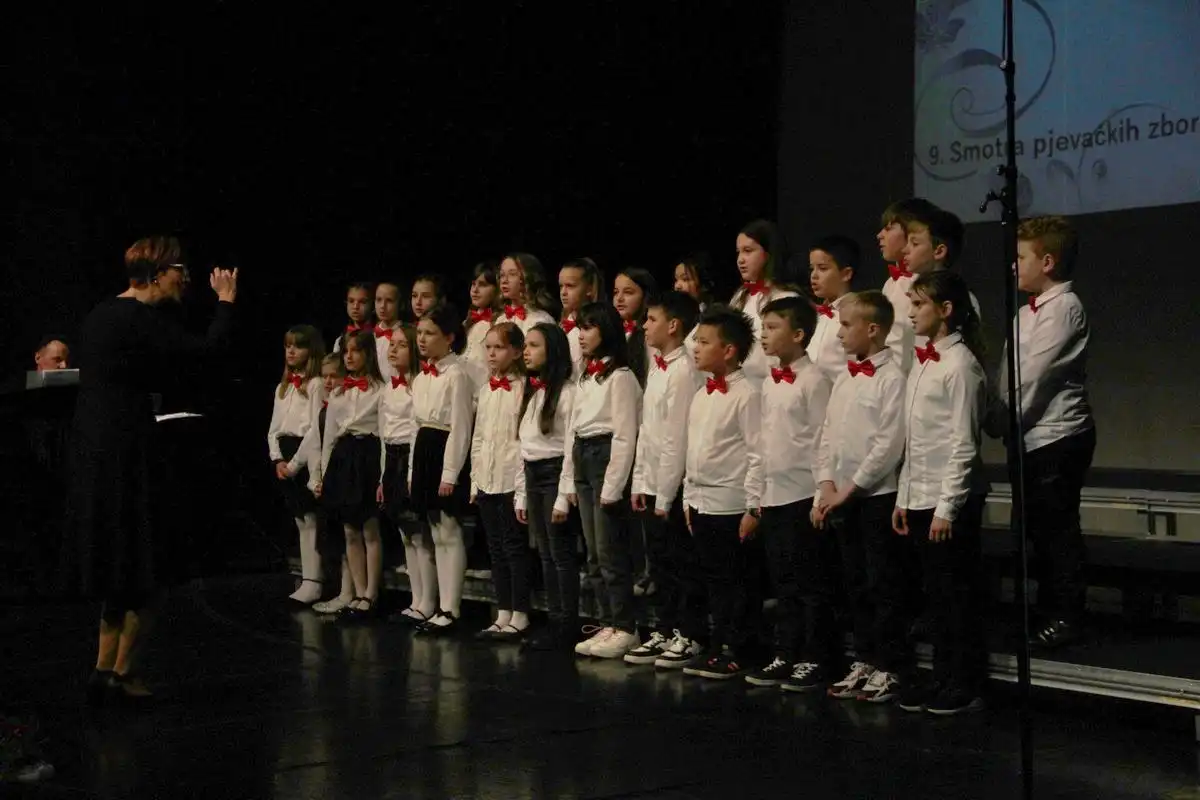 Deveto zborsko pjevanje u CZK Čakovec (12) Deveto zborsko pjevanje u CZK Čakovec (12)