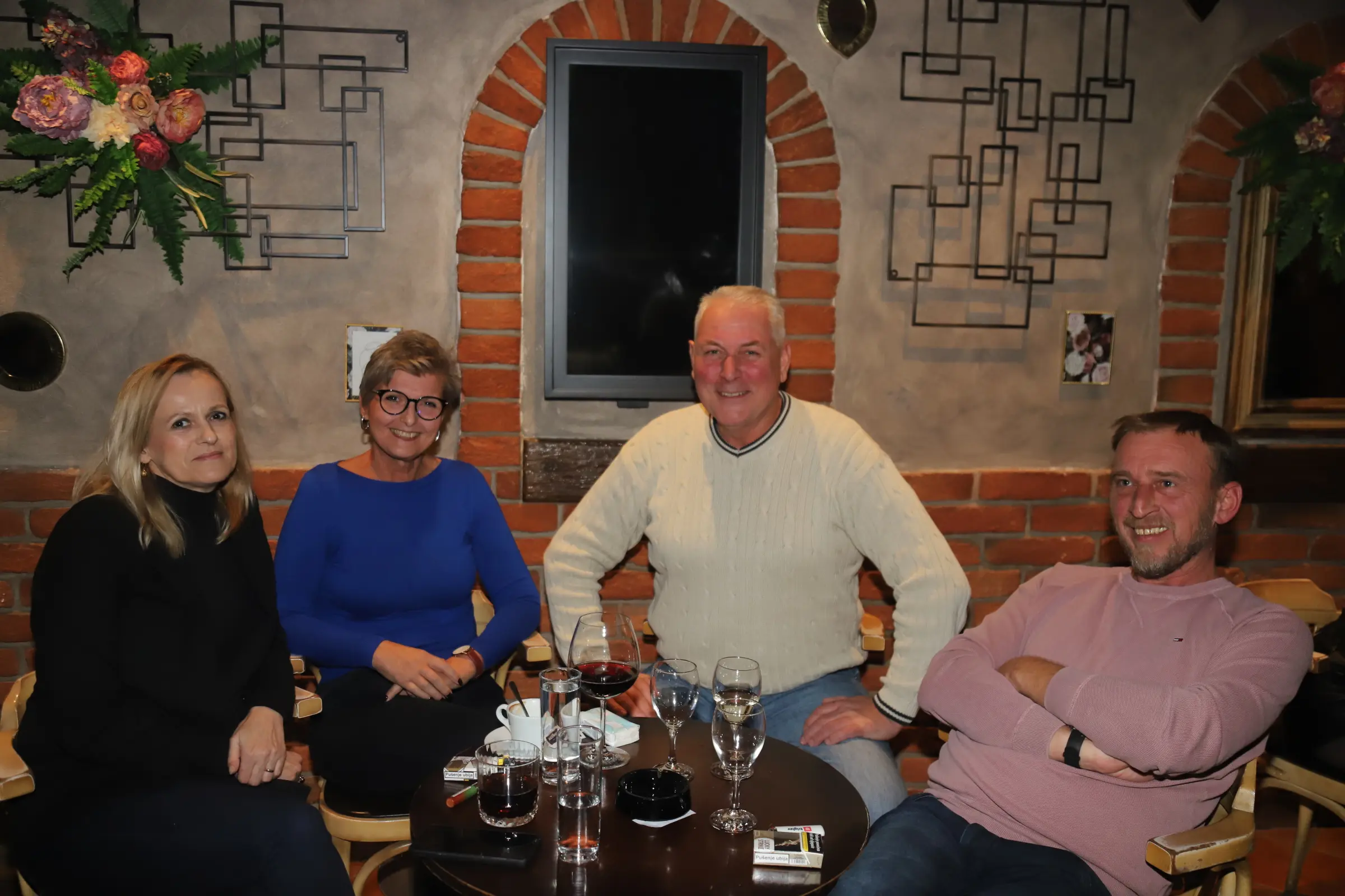 Dijana Patrix bar 23.11 (21) Dijana Patrix bar 23.11 (21)