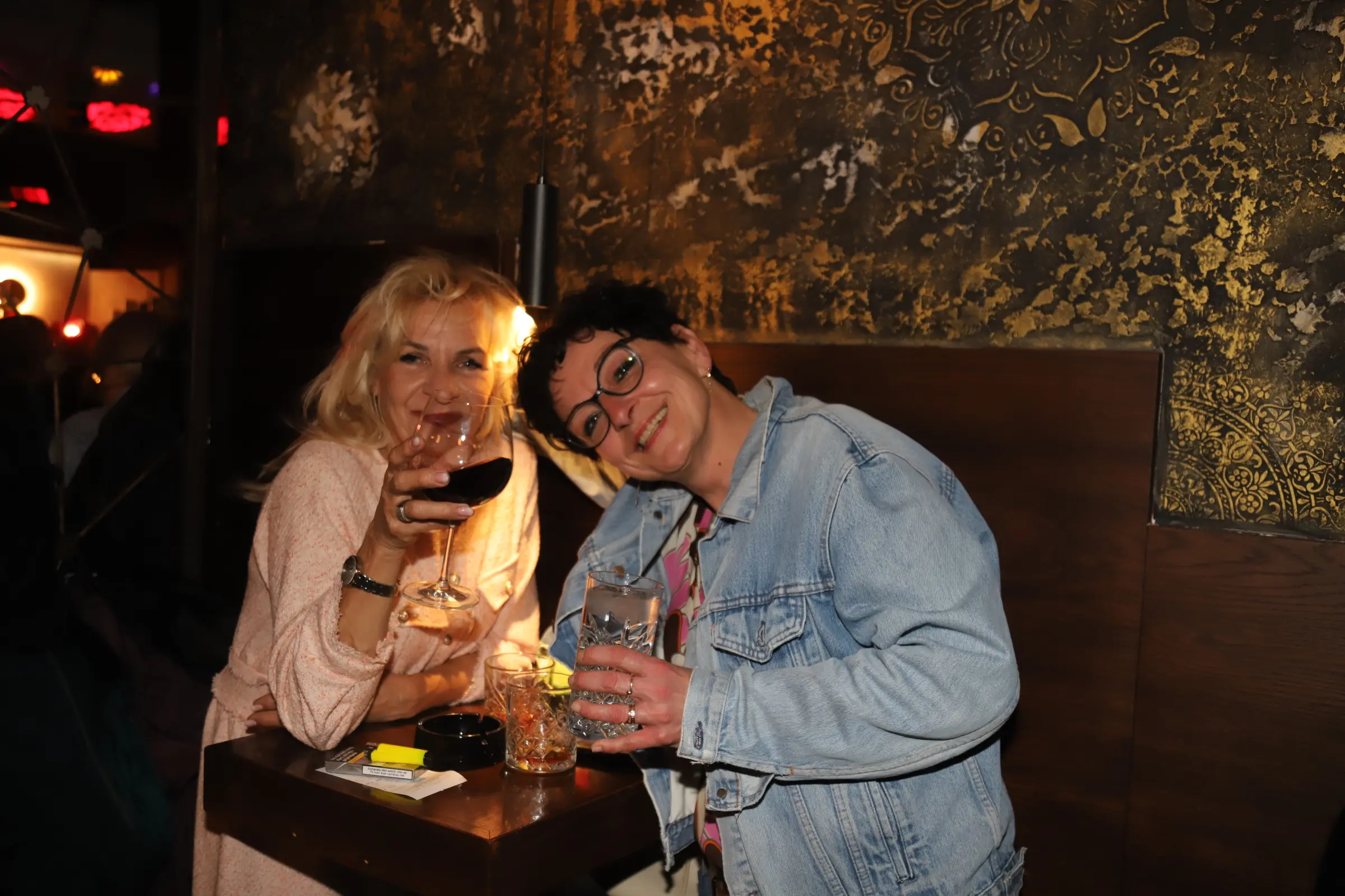 Dijana Patrix bar 23.11 (6) Dijana Patrix bar 23.11 (6)