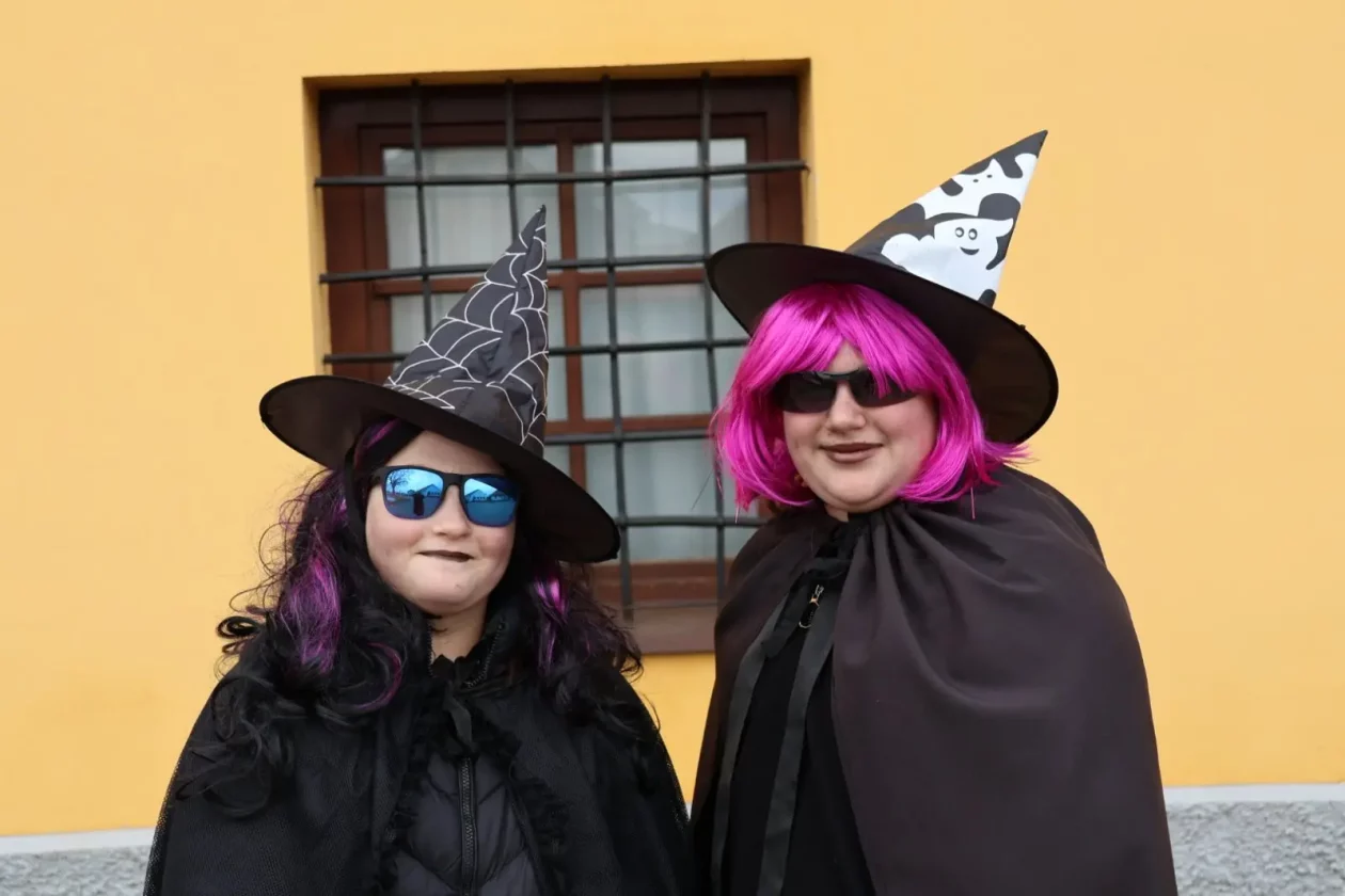 Dina i Josipa Lukša Donji Vidovec vještice fašnik (1)