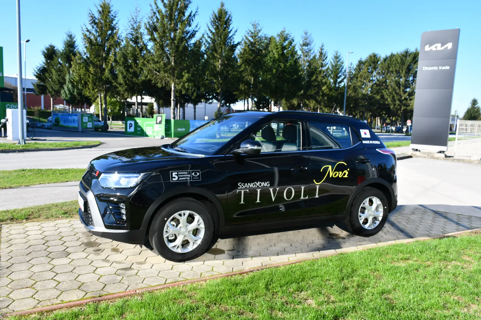 Dinamic Trade, SsangYong Tivoli (1) Dinamic Trade, SsangYong Tivoli (1)