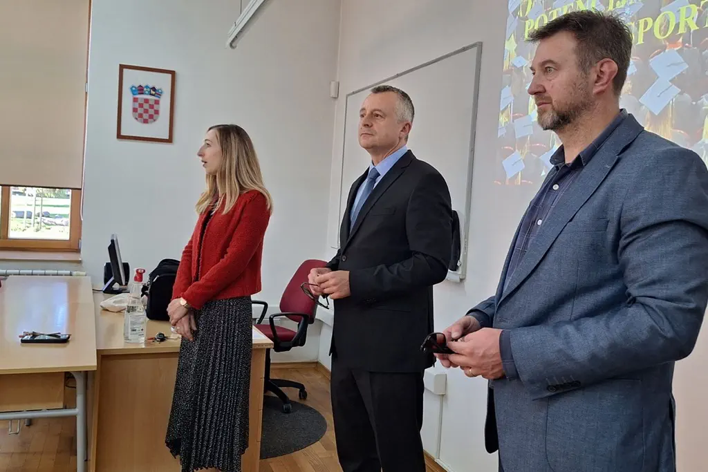 Diplomski studij Menadžmenta turizma i sporta upisalo 50-ak studenata – uvodno predavanje (2)