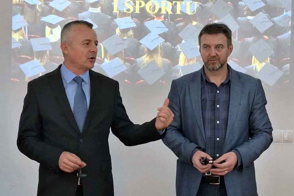 Diplomski studij Menadžmenta turizma i sporta upisalo 50-ak studenata – uvodno predavanje (9)