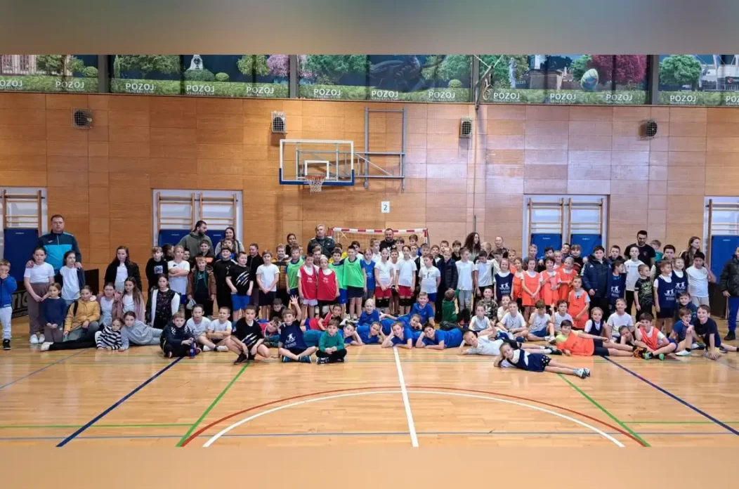 Pozoj mini rukomet Pozoj mini rukomet