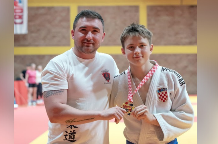 Dizajn bez naslova (73)