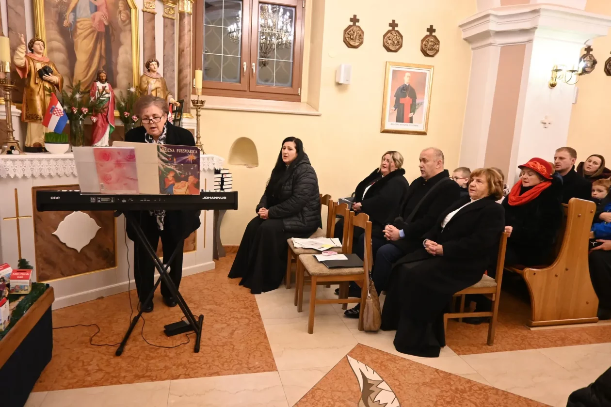 Dječja polnoćka Ivanovec (11) Dječja polnoćka Ivanovec (11)