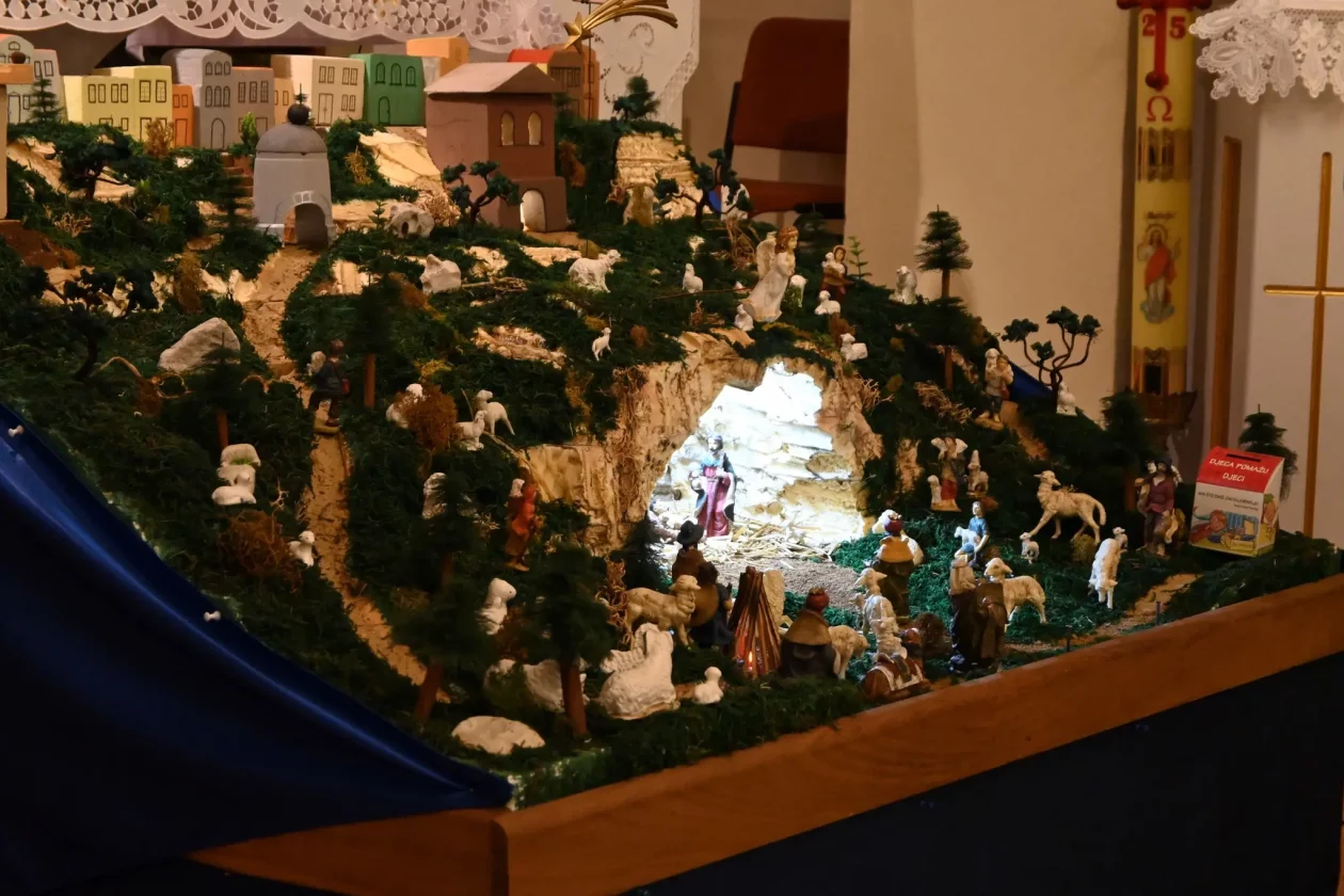 Dječja polnoćka Ivanovec (21) Dječja polnoćka Ivanovec (21)