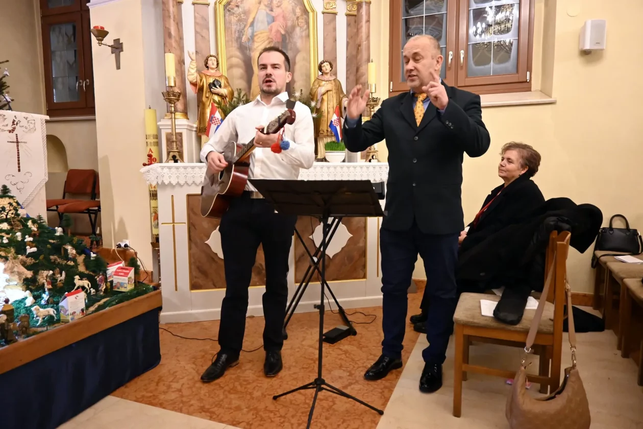 Dječja polnoćka Ivanovec (22) Dječja polnoćka Ivanovec (22)