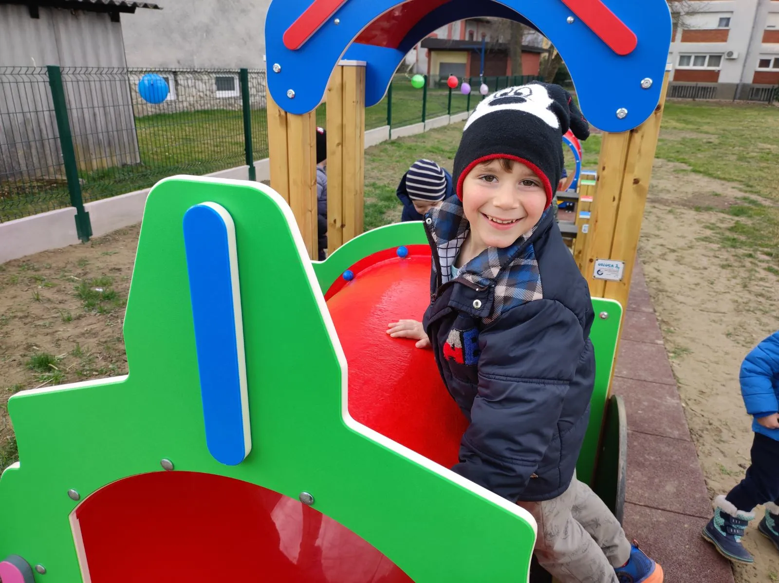 Dječje igralište u Kotoribi (14)