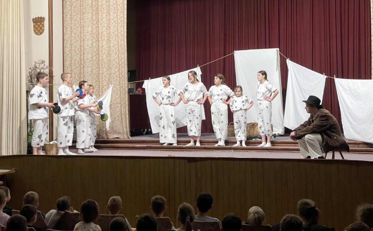 Dječje kazalište ČK (2)