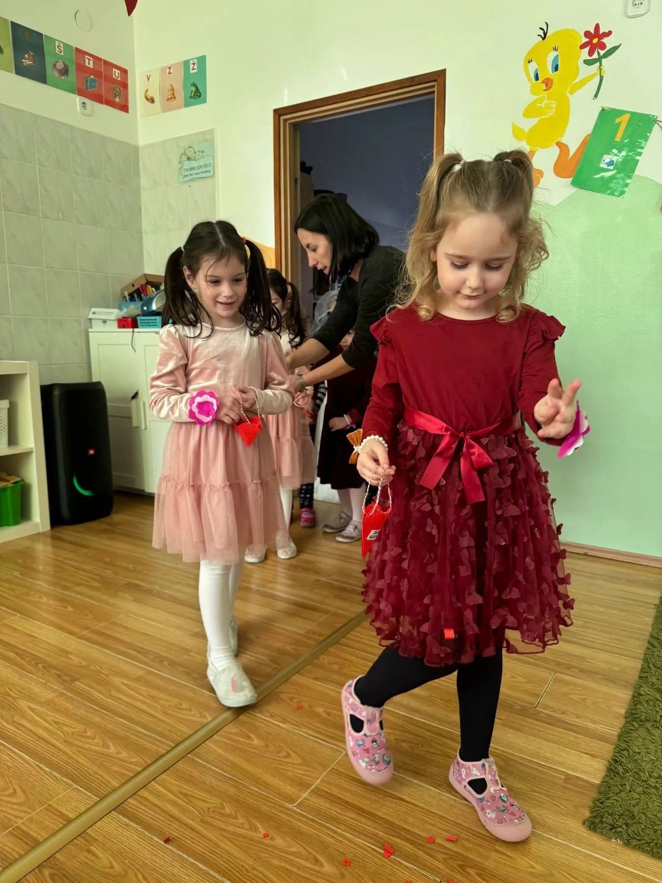 Dječji vrtić ‘Mala tratinčica’ Podturen (11) Dječji vrtić ‘Mala tratinčica’ Podturen (11)