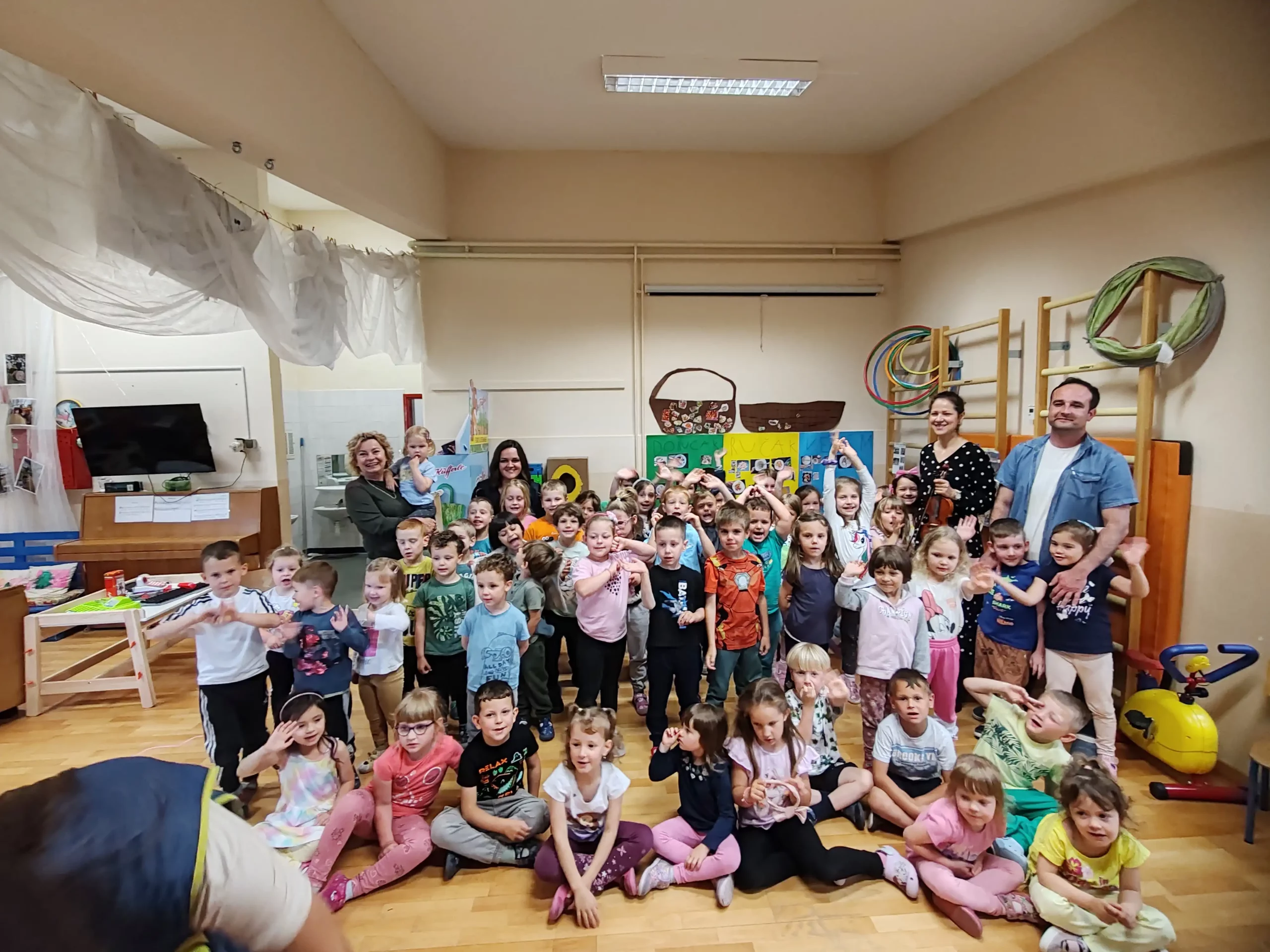 Dječji vrtić Pčelice Ivanovec (4) Dječji vrtić Pčelice Ivanovec (4)