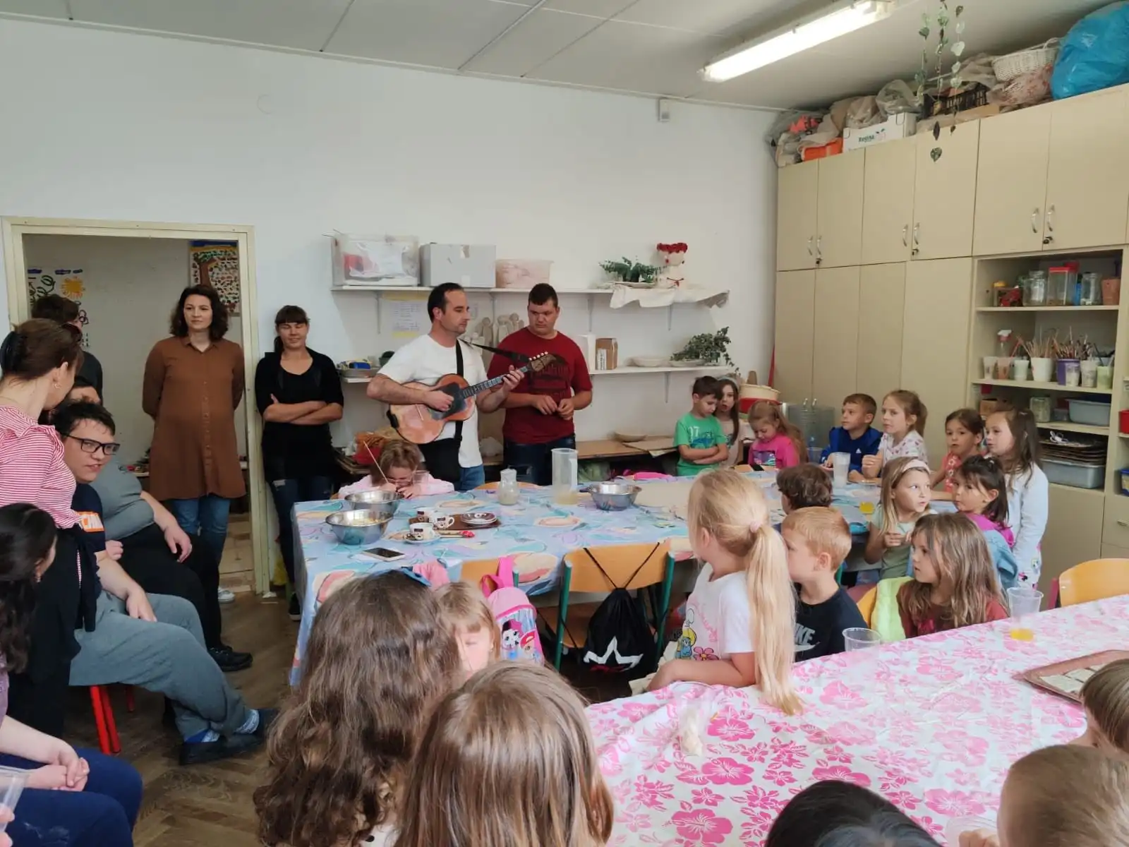 Dječji vrtić Pčelice Ivanovec (6) Dječji vrtić Pčelice Ivanovec (6)