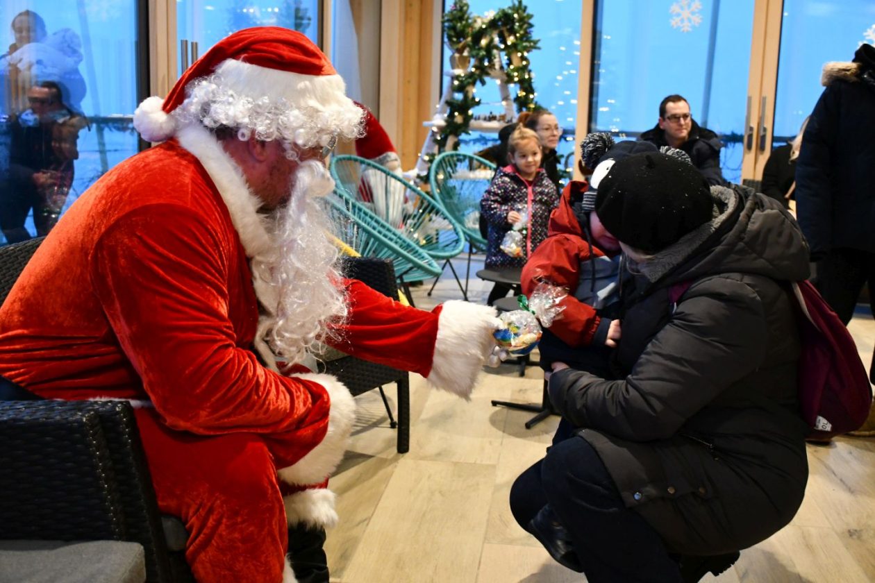 Djed Božićnjak 2025 mađerkin breg vidikovac (14) Djed Božićnjak 2025 mađerkin breg vidikovac (14)