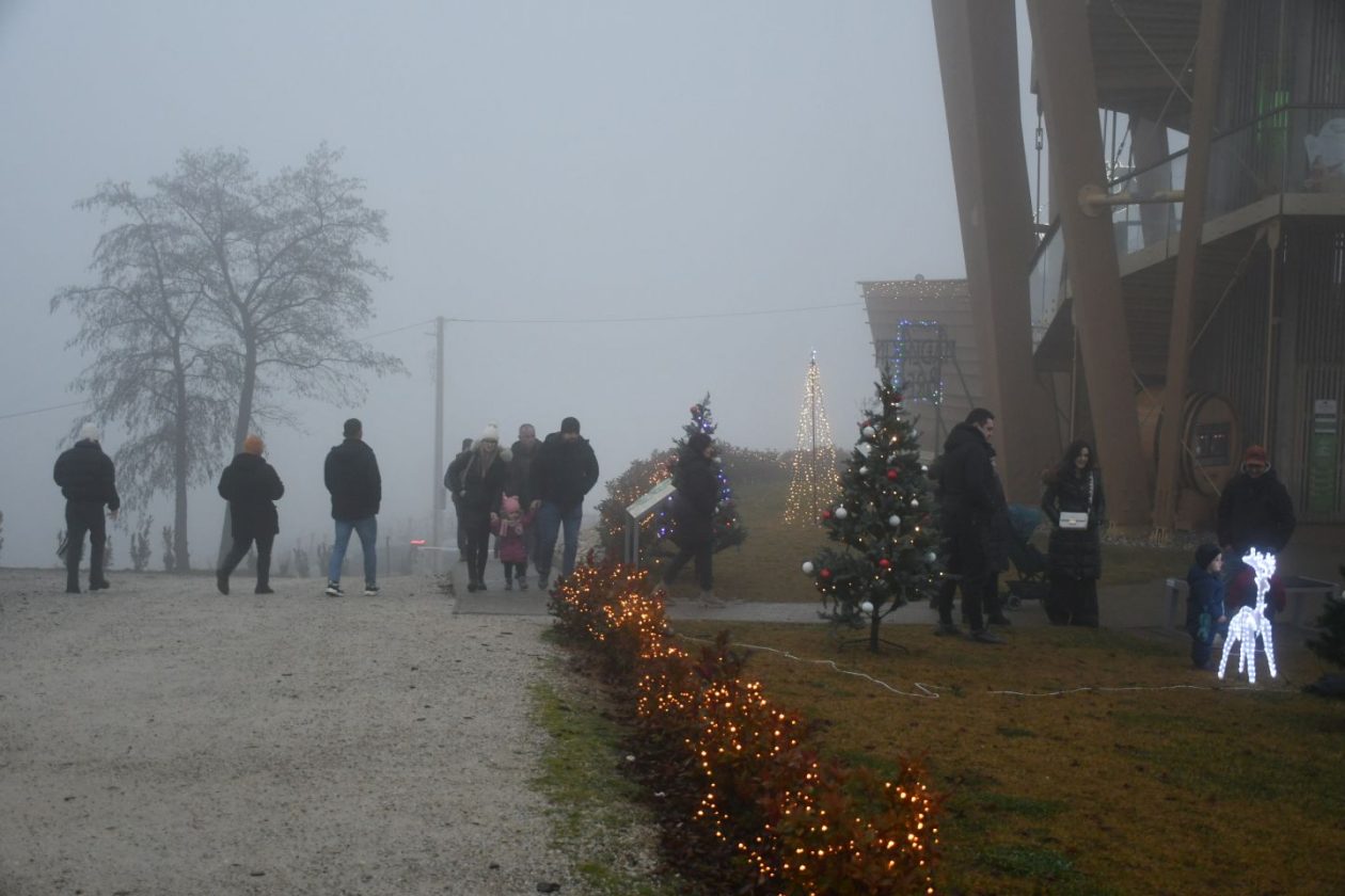Djed Božićnjak 2025 mađerkin breg vidikovac (3) Djed Božićnjak 2025 mađerkin breg vidikovac (3)