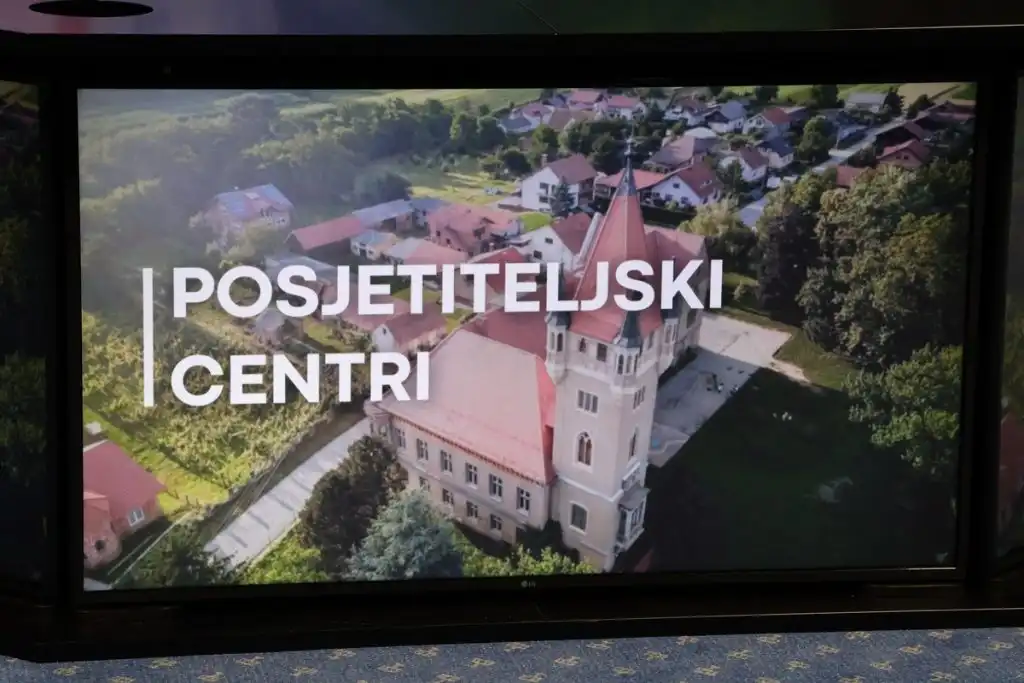 Dodjela-Ugovora-3-1-1024×683 Dodjela-Ugovora-3-1-1024×683