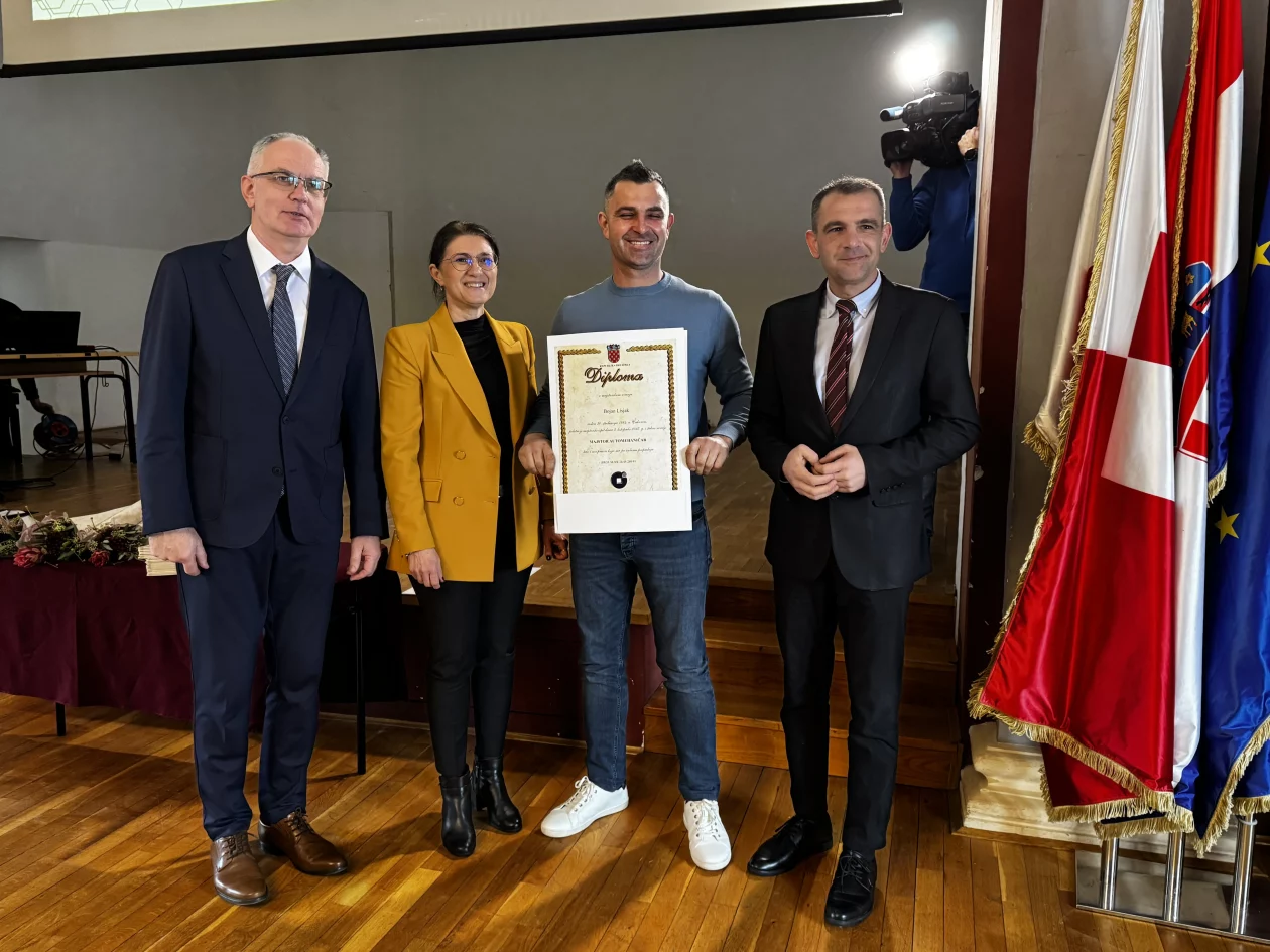 Dodjela majstorskih diploma (13) Dodjela majstorskih diploma (13)