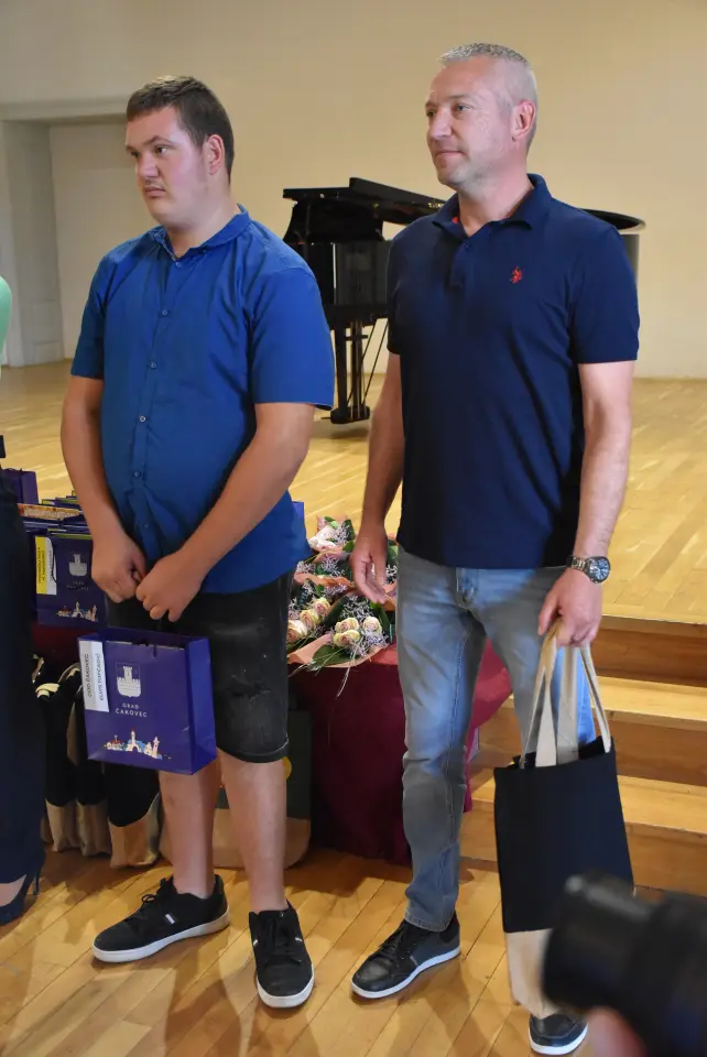 Dodjela nagrada, nagrađeni učenici, Čakovec, nadareni učenici (32)