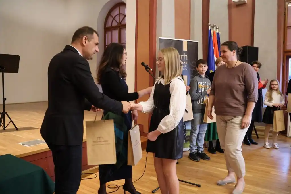 Dodjela-nagrade-Zvonimir-Bartolic-19-1024×683