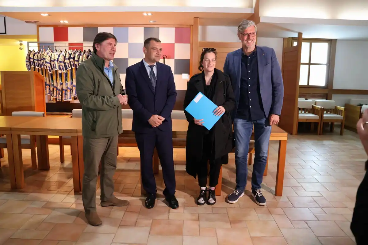 Dodjela ugovora za turističke manifestacije 2024 (12) Dodjela ugovora za turističke manifestacije 2024 (12)