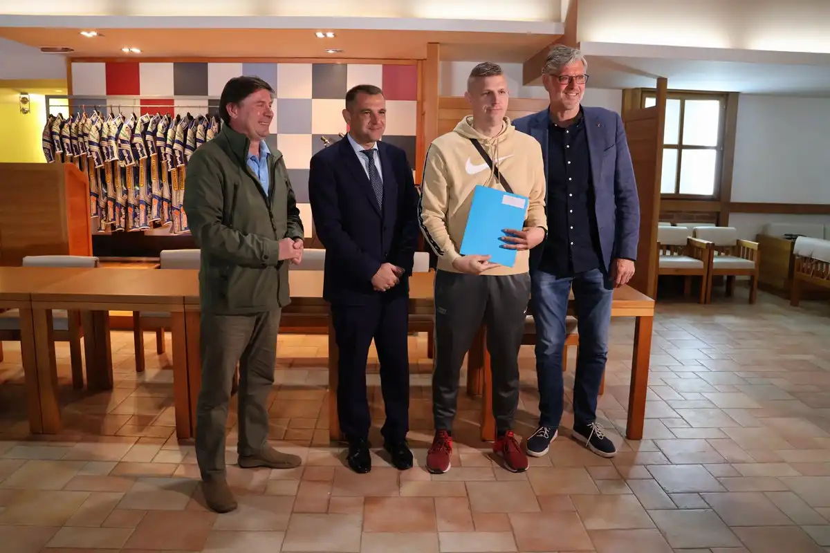 Dodjela ugovora za turističke manifestacije 2024 (13) Dodjela ugovora za turističke manifestacije 2024 (13)