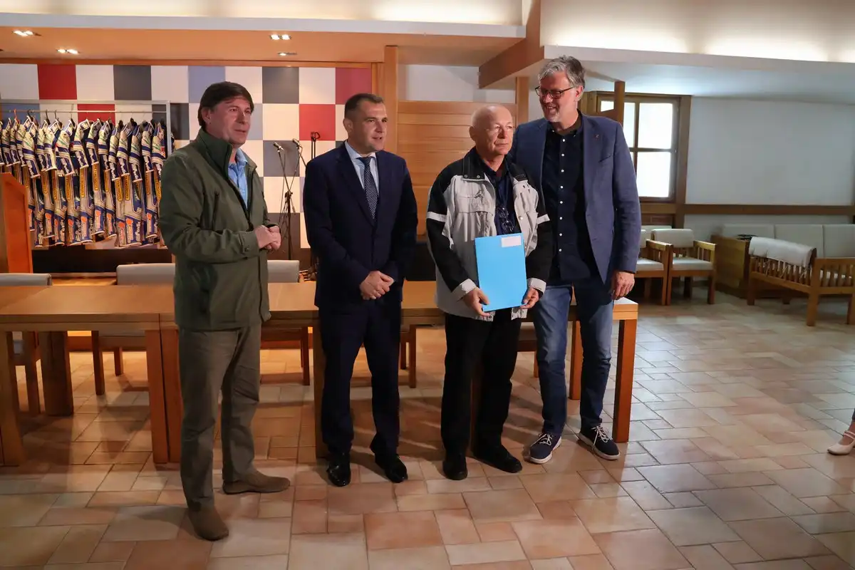 Dodjela ugovora za turističke manifestacije 2024 (14) Dodjela ugovora za turističke manifestacije 2024 (14)