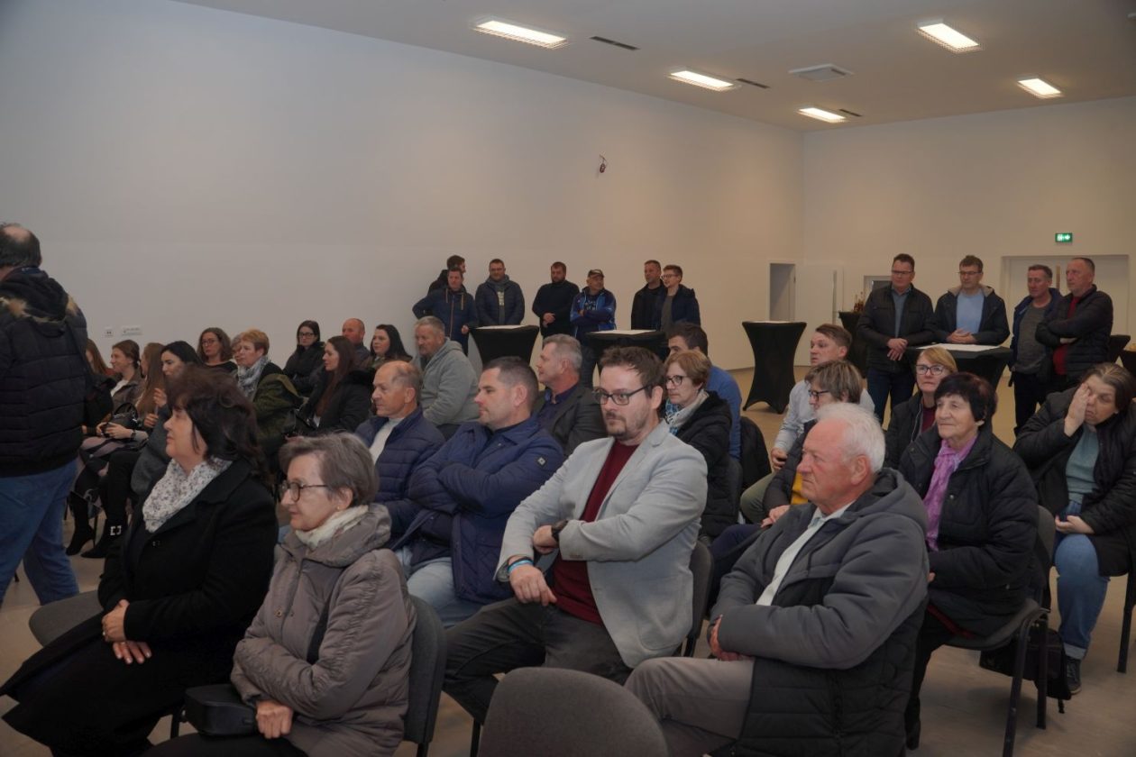 Dom kulture Macinec (14)