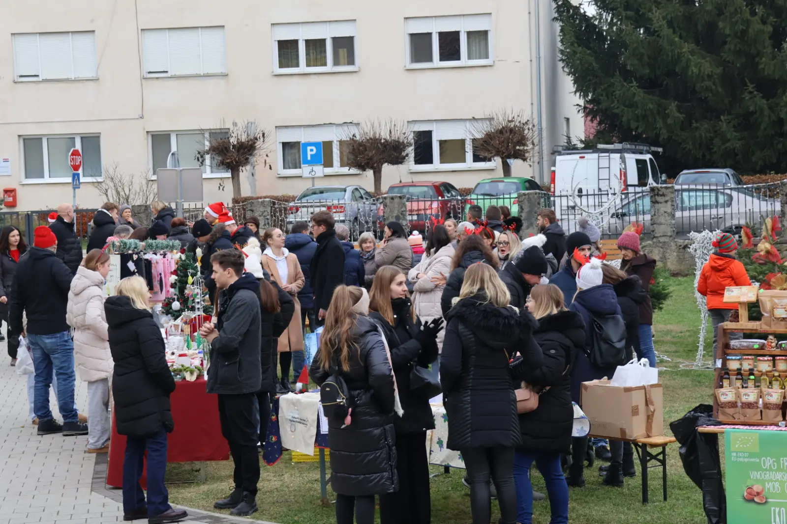 Donja Dubrava, Advent, sajam, Adventske radosti, 2025 (118)