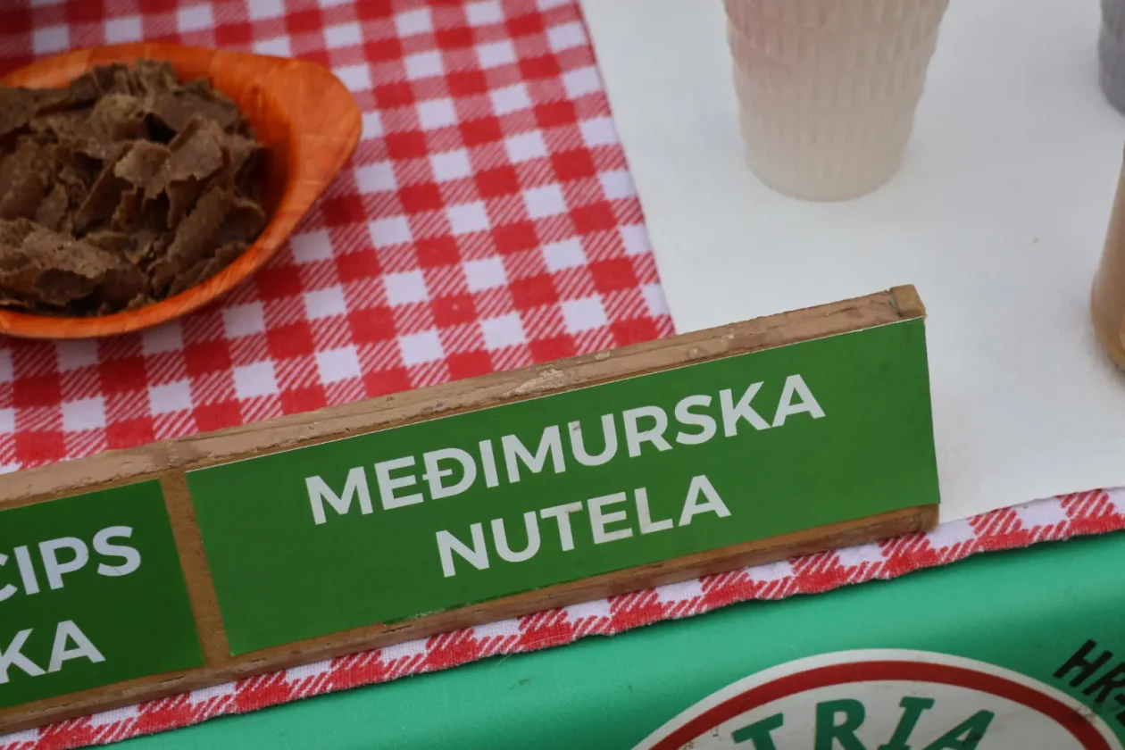 Donja Dubrava, Advent, sajam, Adventske radosti, 2025 (60)