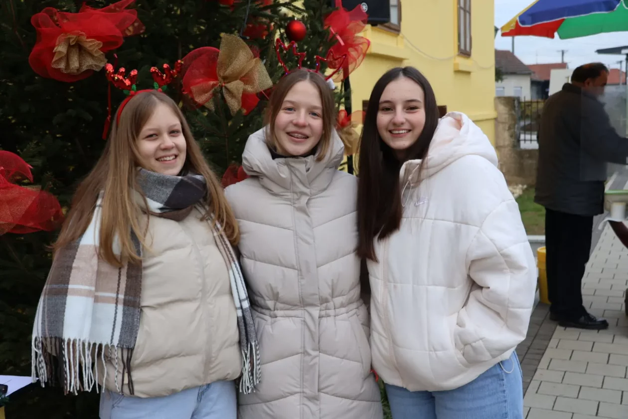 Donja Dubrava, Advent, sajam, Adventske radosti, 2025 (62)