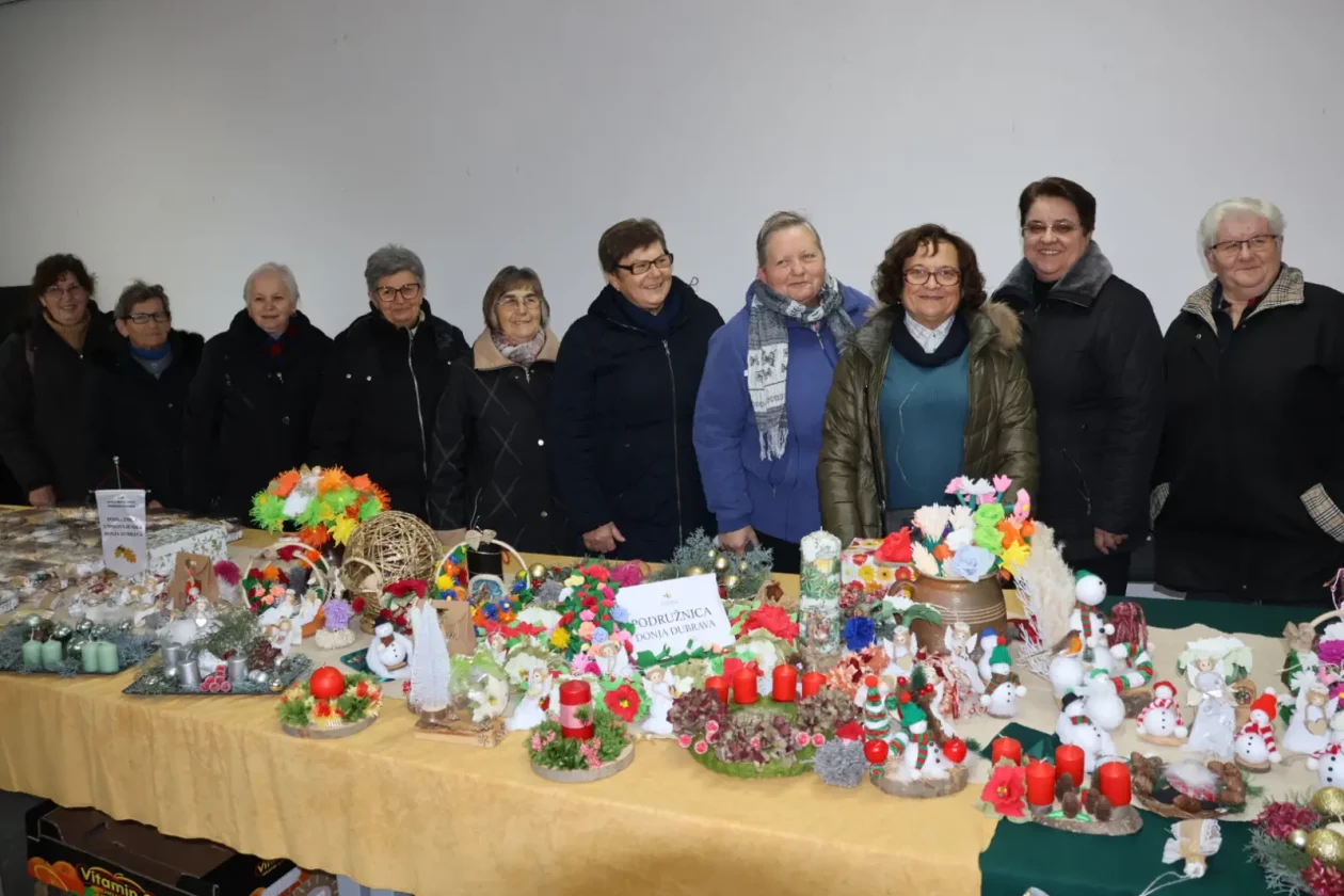 Donja Dubrava, Advent, sajam, Adventske radosti, 2025 (97)