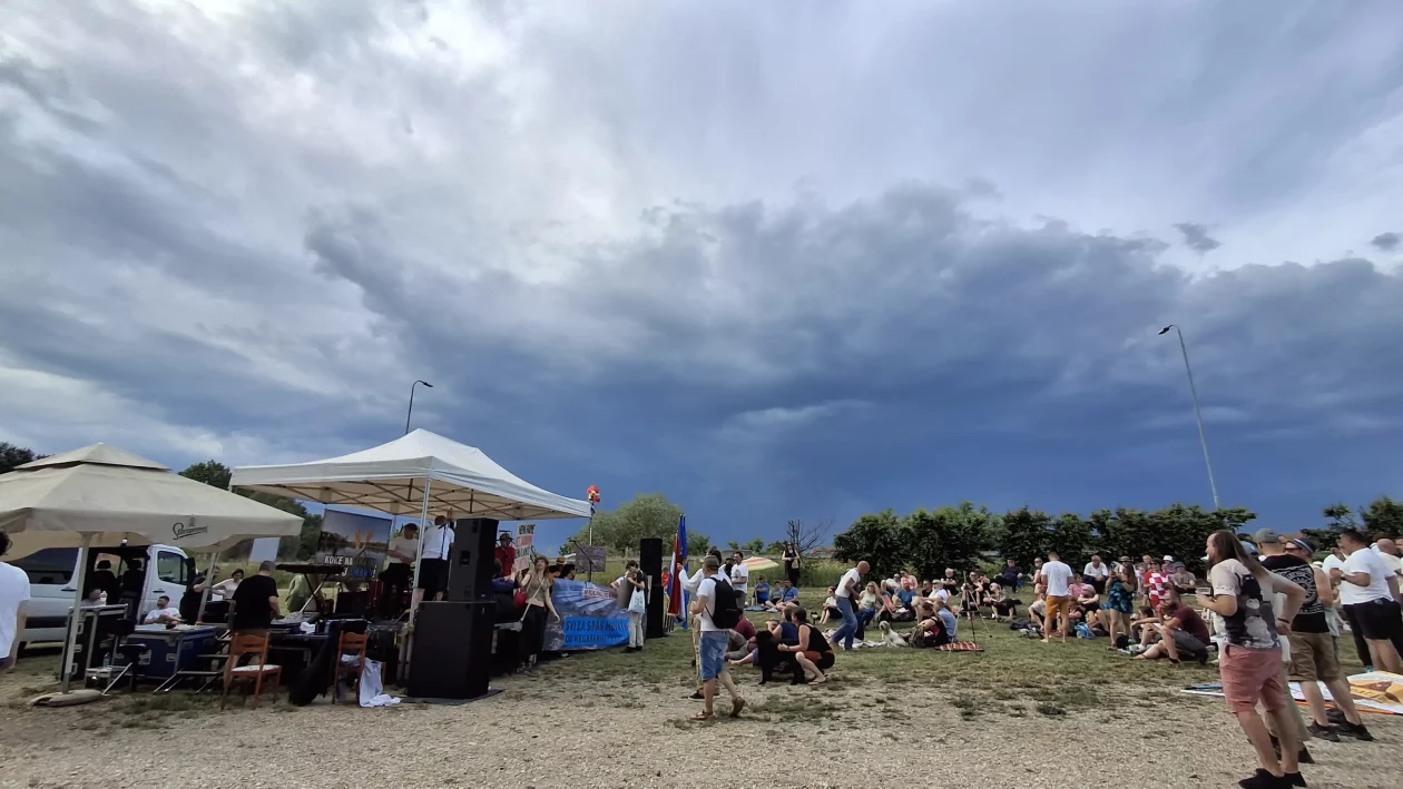 Donja Dubrava Drava se ne trži prosvjedni koncert 30.5.2026 (1) Donja Dubrava Drava se ne trži prosvjedni koncert 30.5.2026 (1)