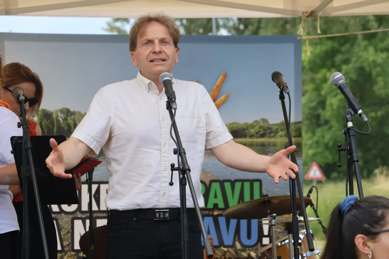 Donja Dubrava Drava se ne trži prosvjedni koncert 30.5.2026 (101) Donja Dubrava Drava se ne trži prosvjedni koncert 30.5.2026 (101)